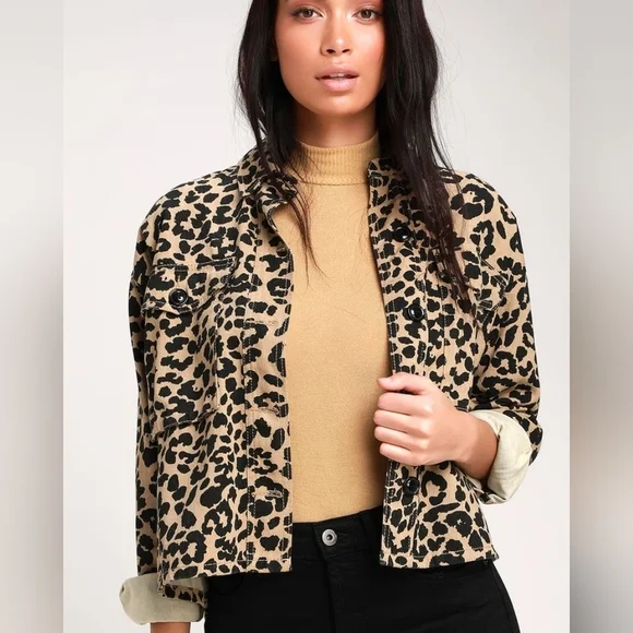 Lulus Fashionably Fierce Beige Leopard Print Denim Jean Jacket Size Small - Picture 3 of 10